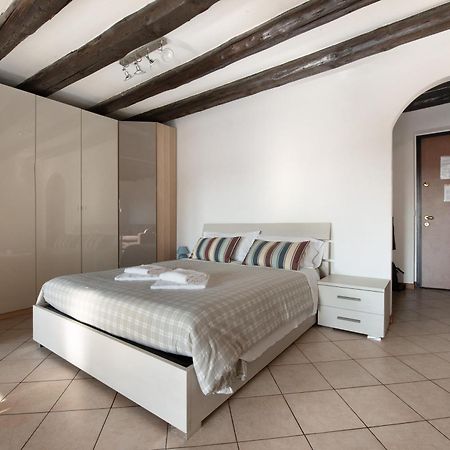 Casa Vacanza Civetta Bergamo Bagian luar foto